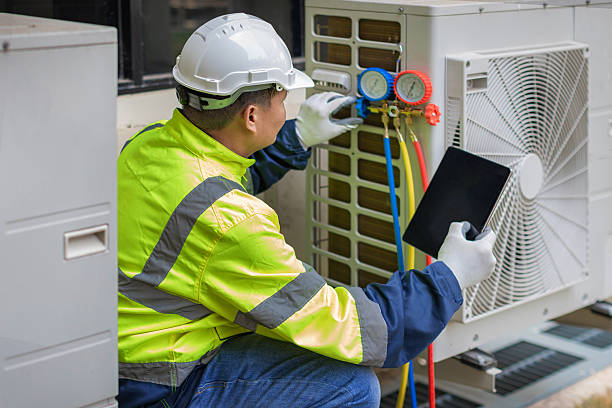 Professional Hvac technician working in Fremont, NC